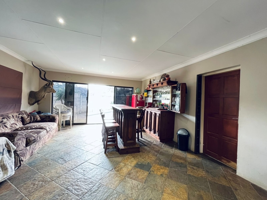 3 Bedroom Property for Sale in Protea Park North West
